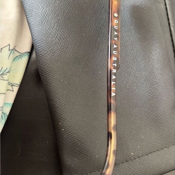 Quay Sunglasses “Reckless” 126 Polarized Lens Tortoise FRAMES eyewear accessory - Picture 4 of 7